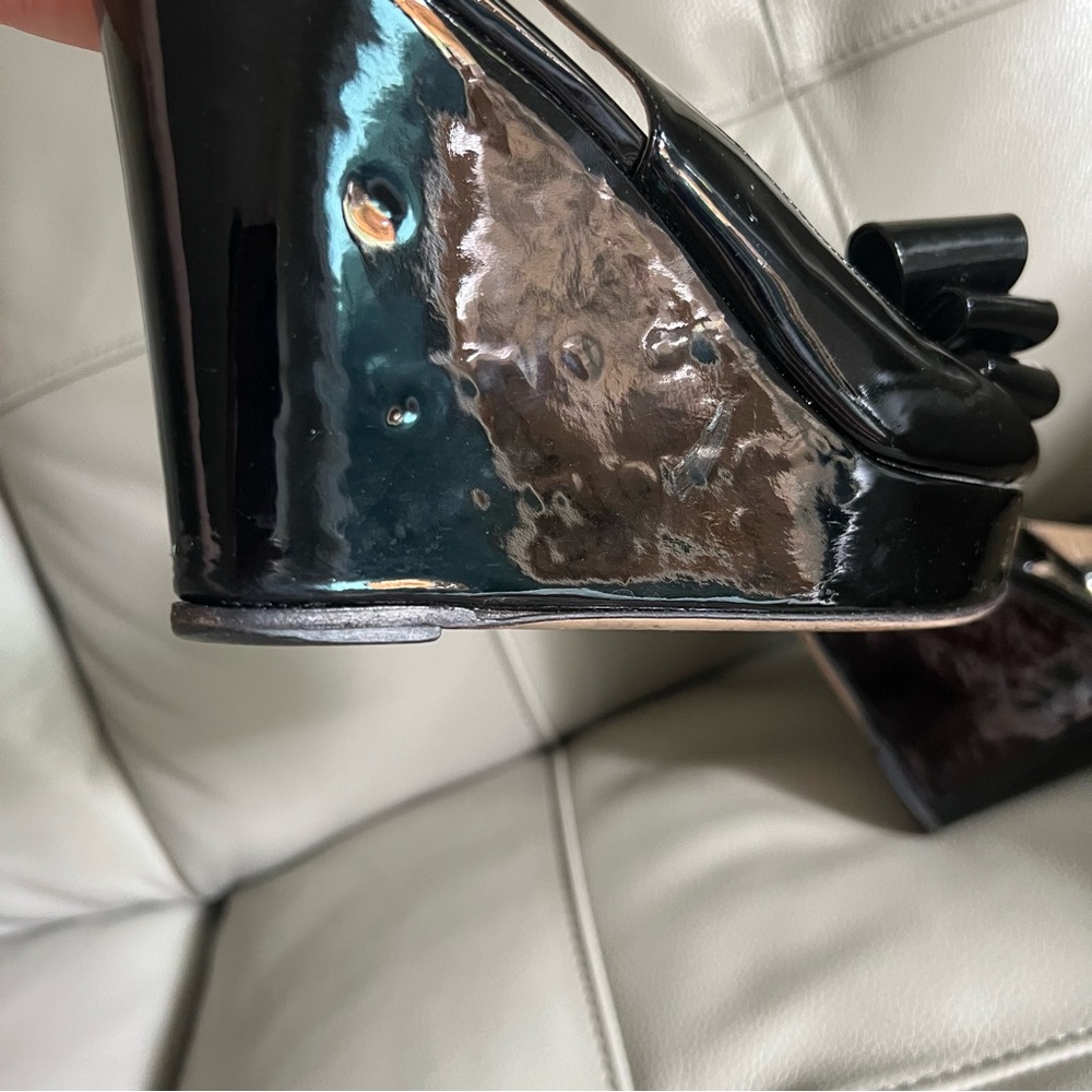 Valentino Garavani Black Patent Leather Slingback Wedge Sandals Sz 37 US 7 Bow - Picture 7 of 16